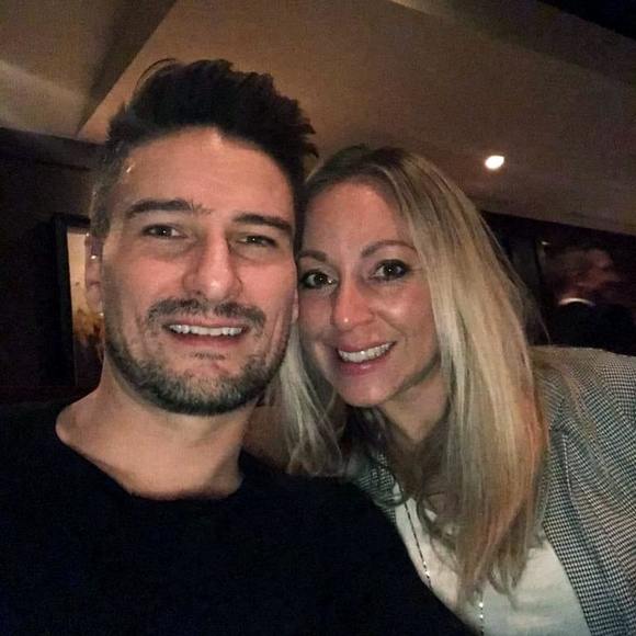 Meet your Posher, Ria - Picture 1 of 1